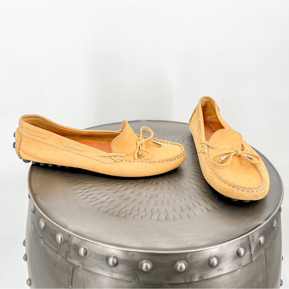 Mercanti Fiorentini Yellow Loafers with Sleek Design - Picture 2 of 5